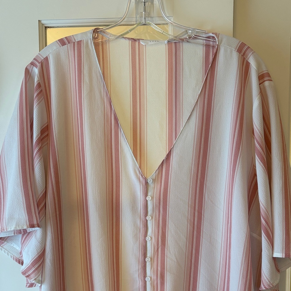 2X Lush mauve pink Striped V-Neck Button-Up Blouse top